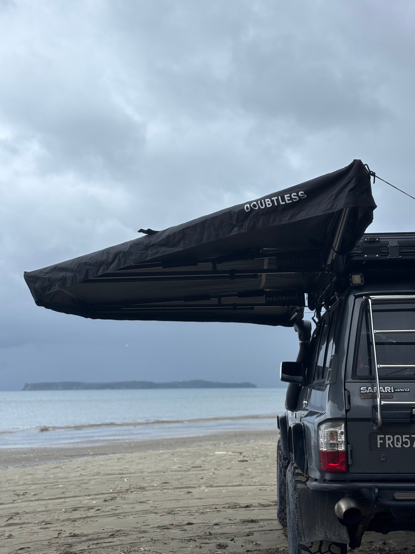 Doubtless 180 Degree Awning