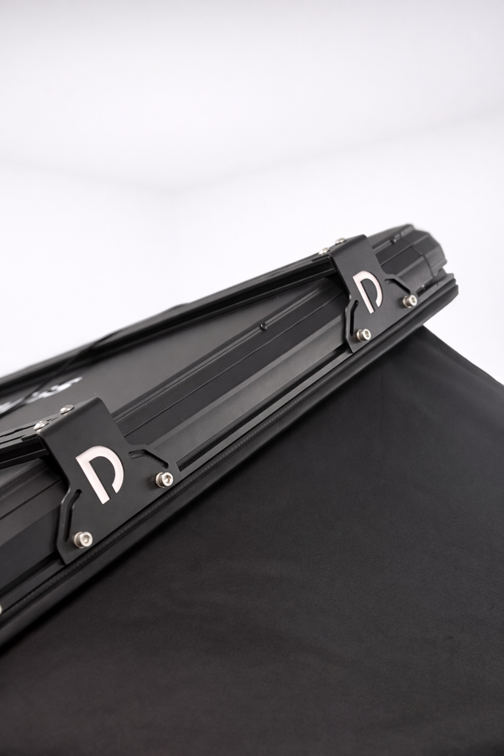 PRE-ORDER - Doubtless Summit Pro Rooftop Tent