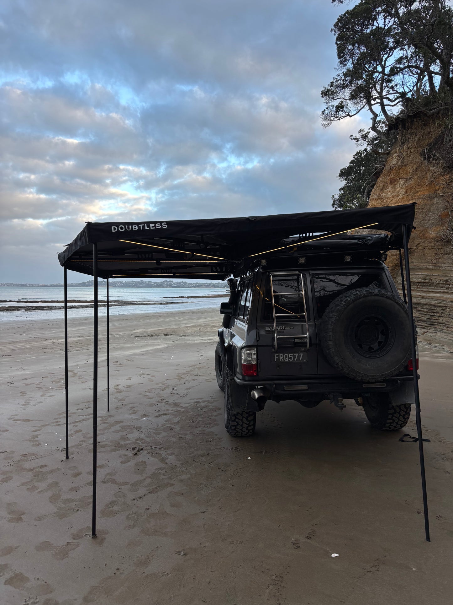 Doubtless 270 Degree Awning (WITH WALLS)